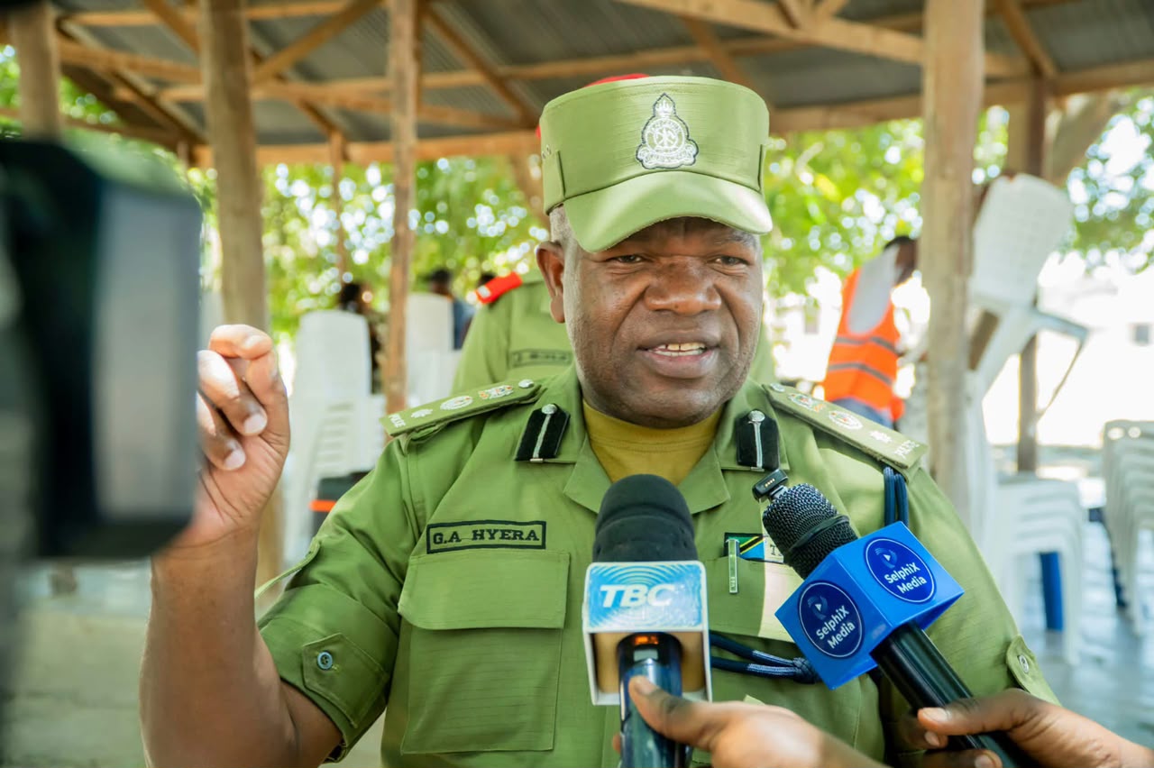 KAMPENI YA ONGEA NA KAMANDA YAWAFIKIA WAFANYABIASHARA, MAAFISA USAFIRISHAJI NA WANANCHI WA MNADAMPYA
